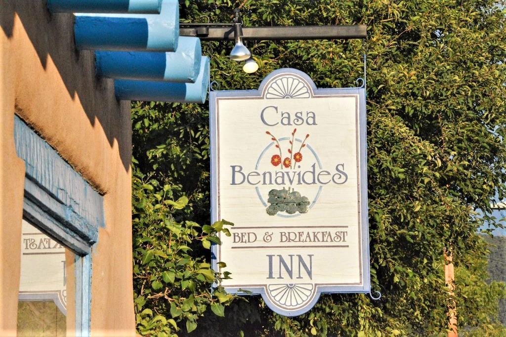 Casa Benavides Inn Taos Bagian luar foto